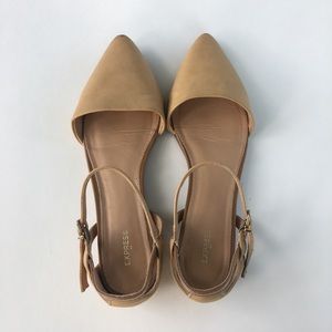 Express Nude Pointed Flats✨PRICE FIRM✨